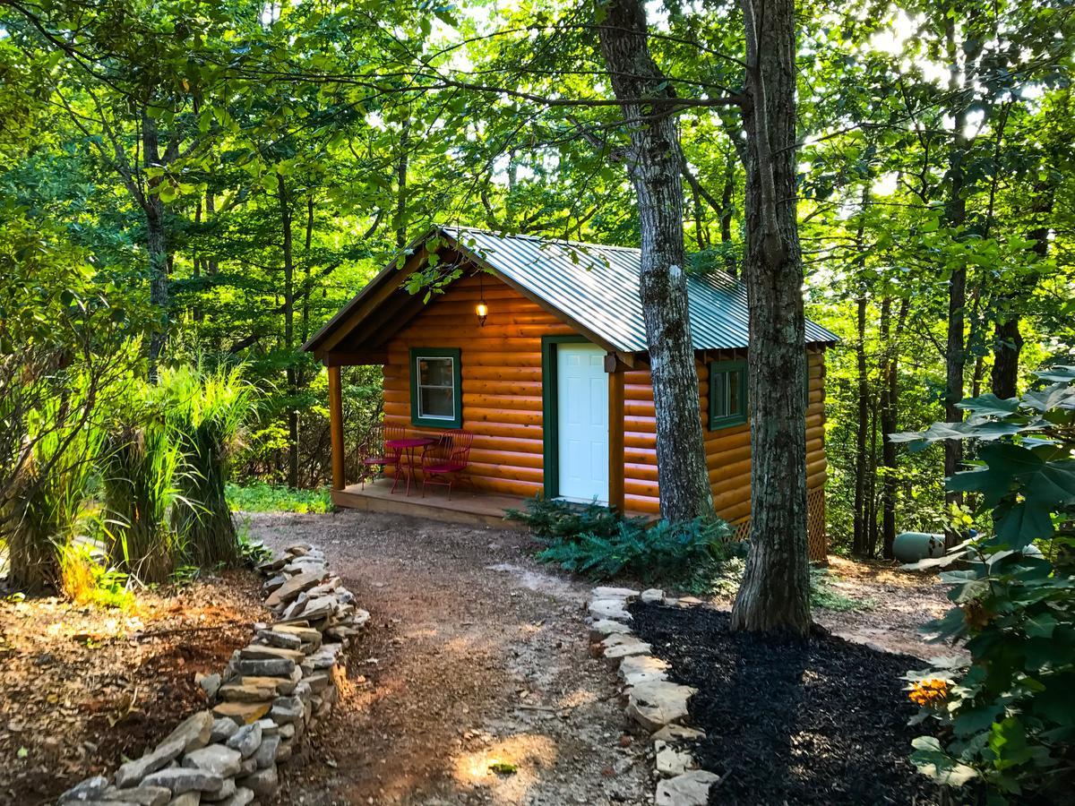 Barefoot Hills Hotel Dahlonega Buitenkant foto