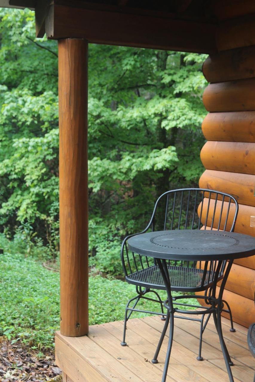 Barefoot Hills Hotel Dahlonega Buitenkant foto