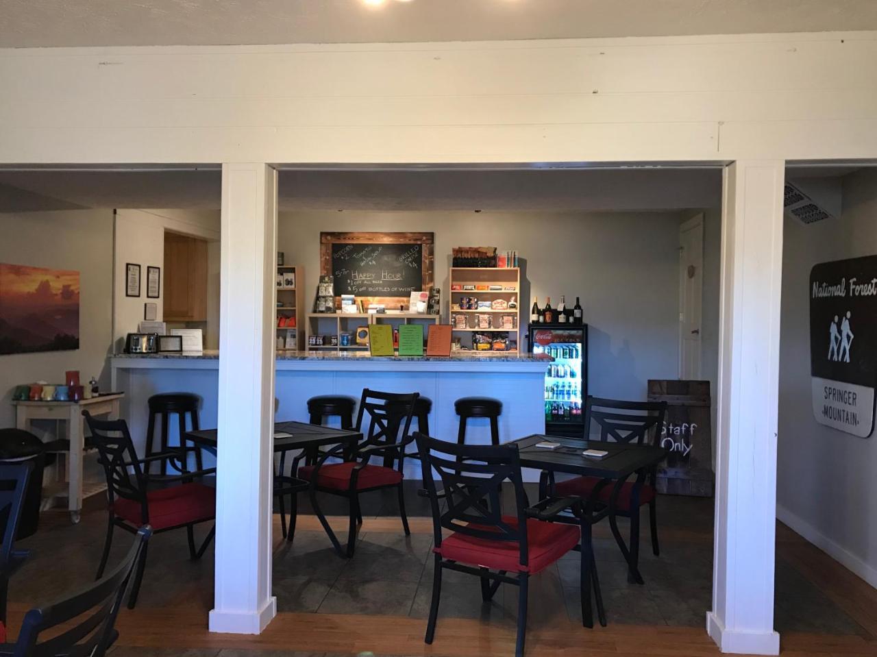 Barefoot Hills Hotel Dahlonega Buitenkant foto