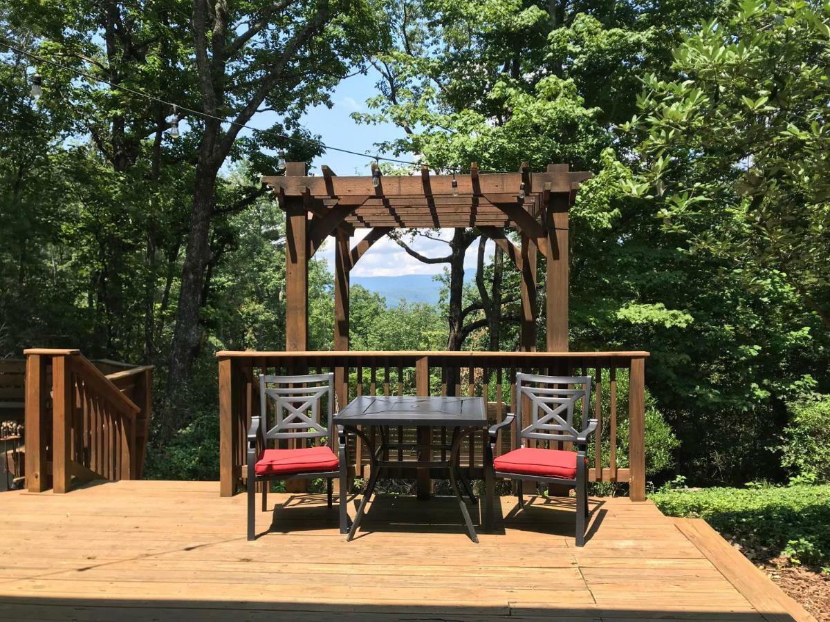 Barefoot Hills Hotel Dahlonega Buitenkant foto