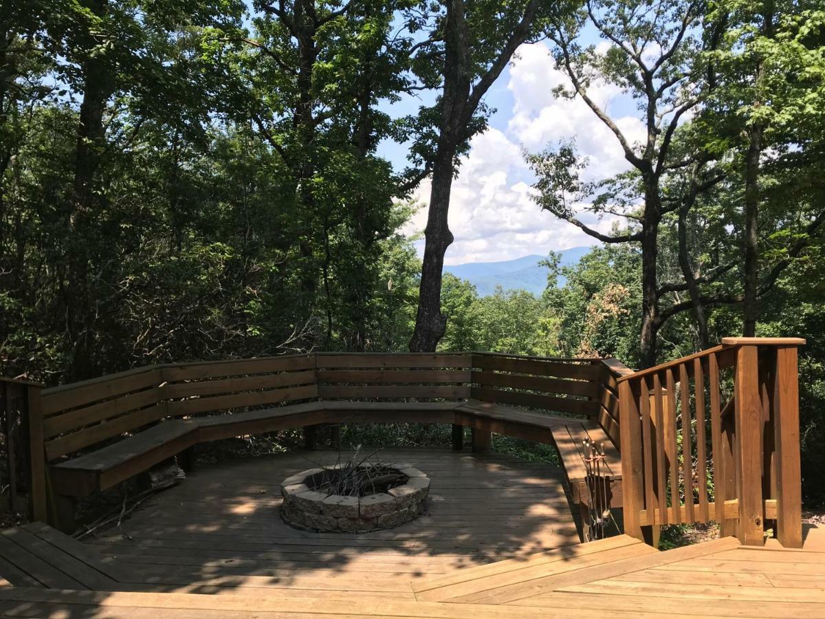 Barefoot Hills Hotel Dahlonega Buitenkant foto