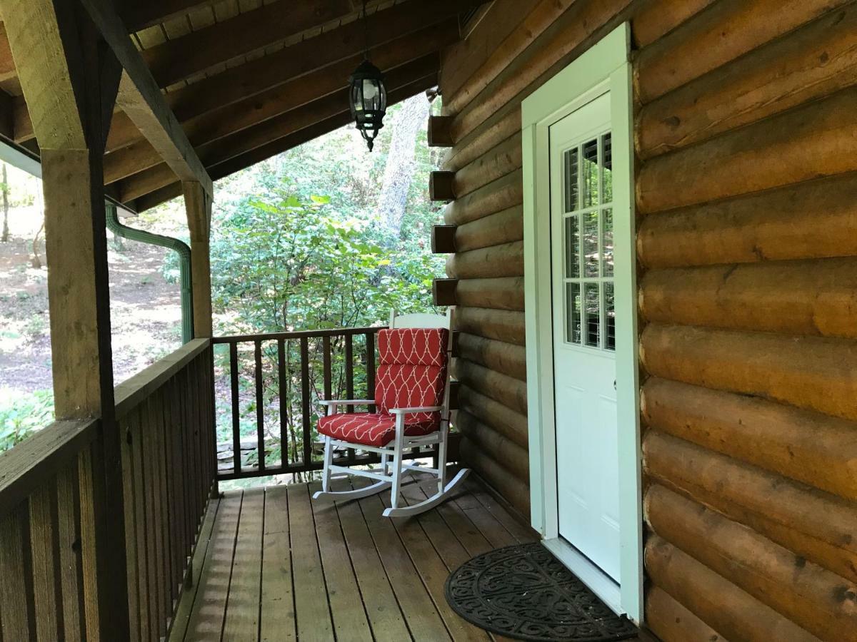 Barefoot Hills Hotel Dahlonega Buitenkant foto